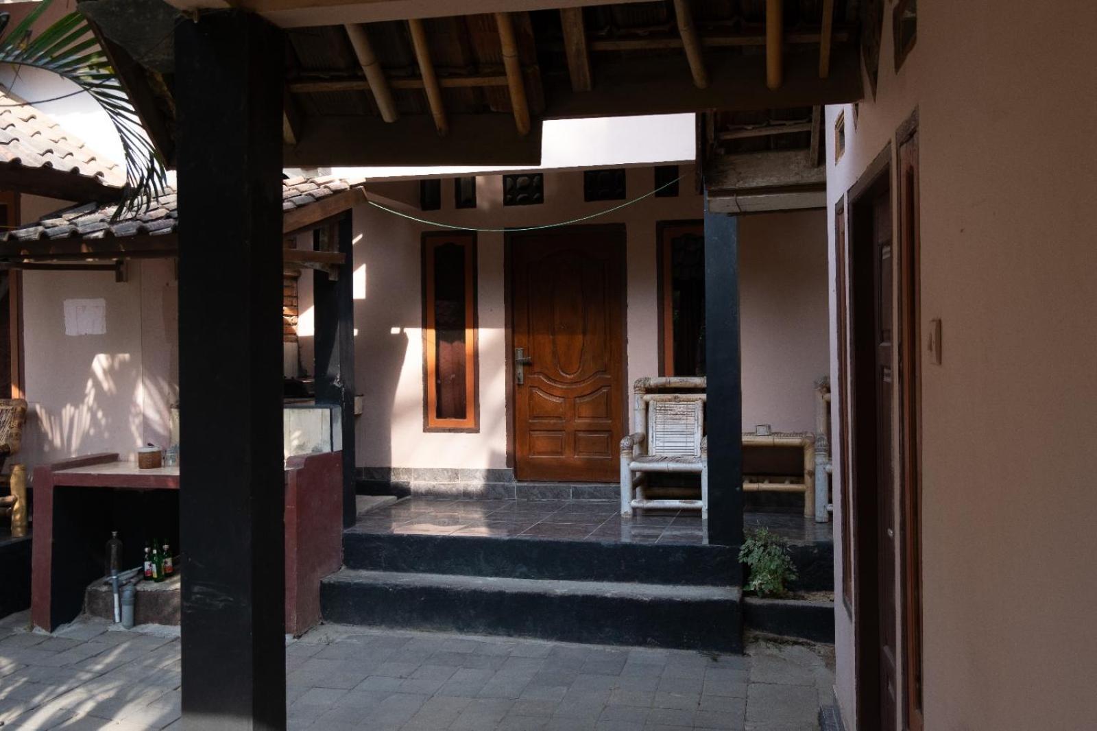 Ramdan Homestay Kuta  Exterior foto